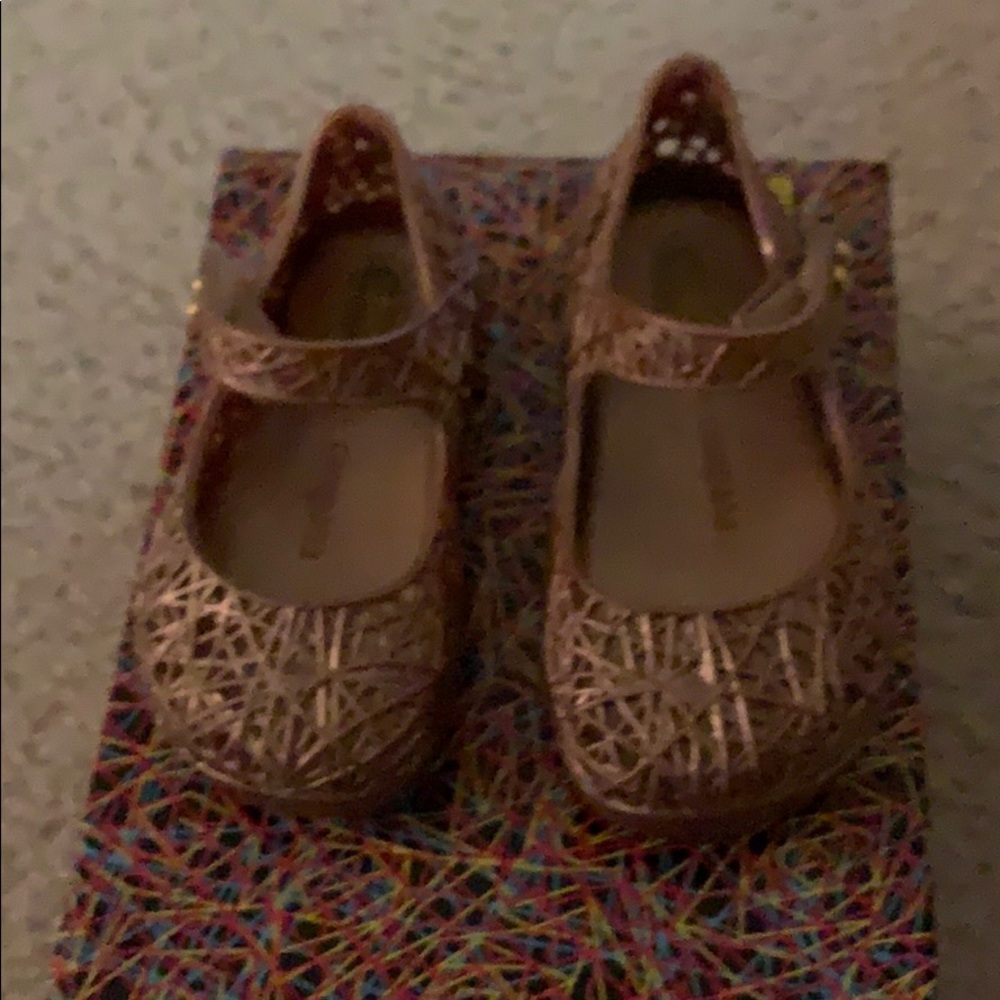 Mini Melissa adorable shoes 1 size 5